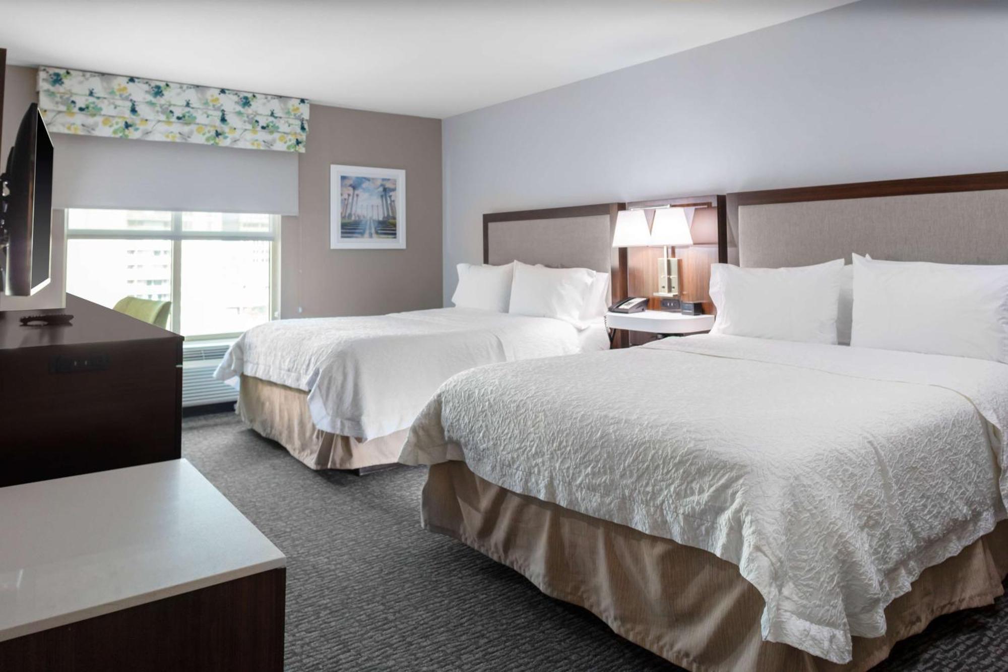 Hampton Inn & Suites Arlington Crystal City Dca Exterior photo